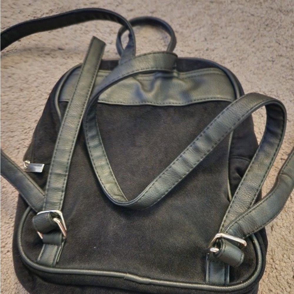 Black Velvet Backpack - Picture 2 of 2